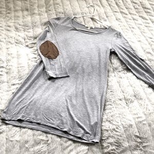 Anthropologie‎ elbow patch tee